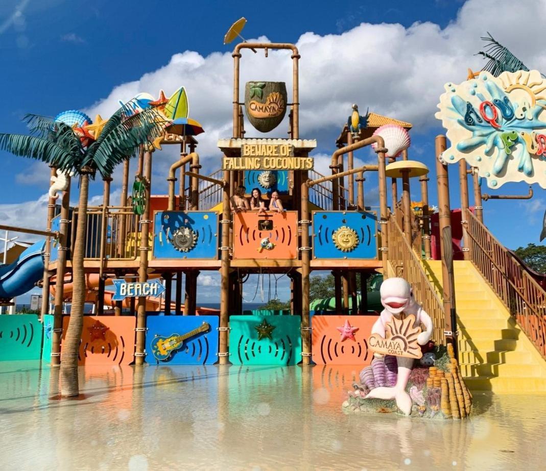 Casa Amores: Camaya Coast Mariveles Εξωτερικό φωτογραφία